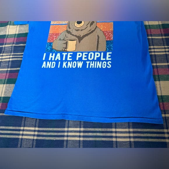 Gildan Graphic Bear Tee That's What I Do Drink Coffee I Hate People Know Things - Picture 4 of 9